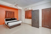 Hotel O Ashiyana lodge Wakad Bridge Bus Stop