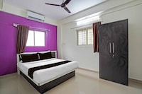 Hotel O Ashiyana lodge Wakad Bridge Bus Stop