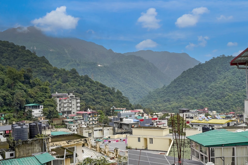 OYO 838310 Hotel Manohar, Tapovan Rishikesh, Rishikesh