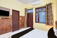 SPOT ON Hotel Manohar