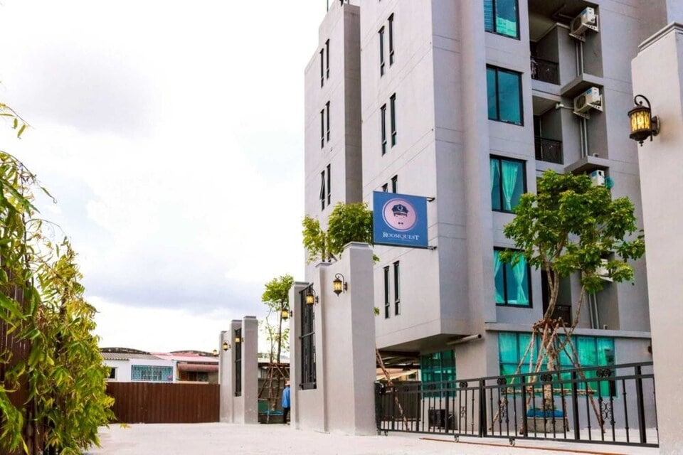  Dancenter Sukhumvit 107 Bangkok Hotel  , Baring, Bangkok