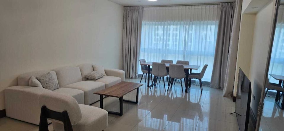 OYO HOME 1573 Premium Upgraded 1 Bed Room At Palm, Dubai Marina, Dubai