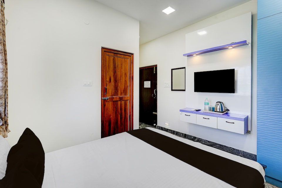 Hotel O Eswar Palace Pattabiram, Ambattur, Chennai