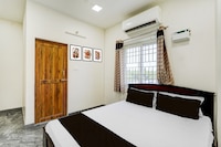 Hotel O Eswar Palace Pattabiram