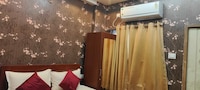 Hotel O Eswar Palace Pattabiram