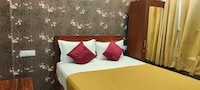 Hotel O Eswar Palace Pattabiram