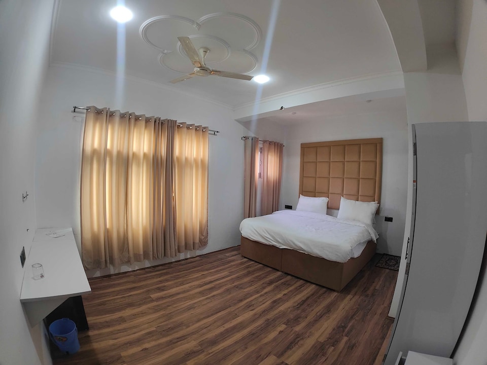 Hotel O Gilkar mansion, Sonawar Srinagar, Srinagar