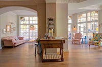 Bristol Grand Hotel By Sunday