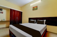 Hotel O Aarudra Residency Thanjavur Airport