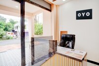 SPOT ON Hotel Krishna Raj Ujjain Junction