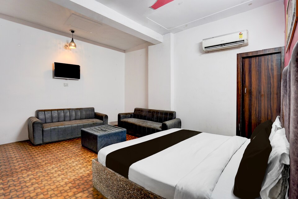 Hotel O Green Park Guest House Durgapuri Chowk, Anand Vihar Delhi, Delhi