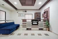 Super Collection O Sachivalaya Metro Station Gandhinagar Formerly Hotel Ghunghat Inn