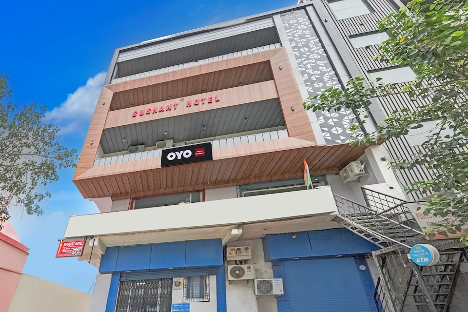Hotel O Opal Crown Hotel, Greater Noida, Noida