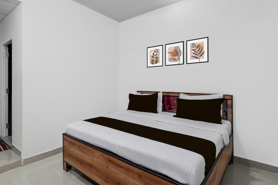 Hotel O Sushant Hotels, Greater Noida, Noida