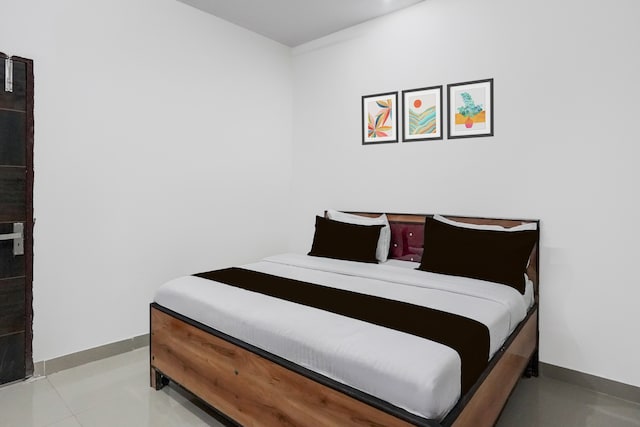 Hotel O Opal Crown Hotel