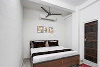 Hotel O Opal Crown Hotel