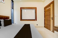 SPOT ON Shree Mukund Madhav Dham Vrindavan Railway Station