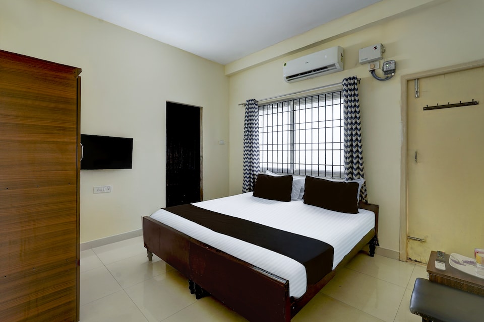 Hotel O Aditya Residency Avadi Road Bus Stand, Porur Chennai, Chennai