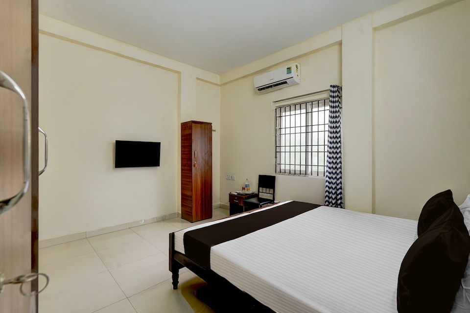 Hotel O Aditya Residency Avadi Road Bus Stand, Porur Chennai, Chennai
