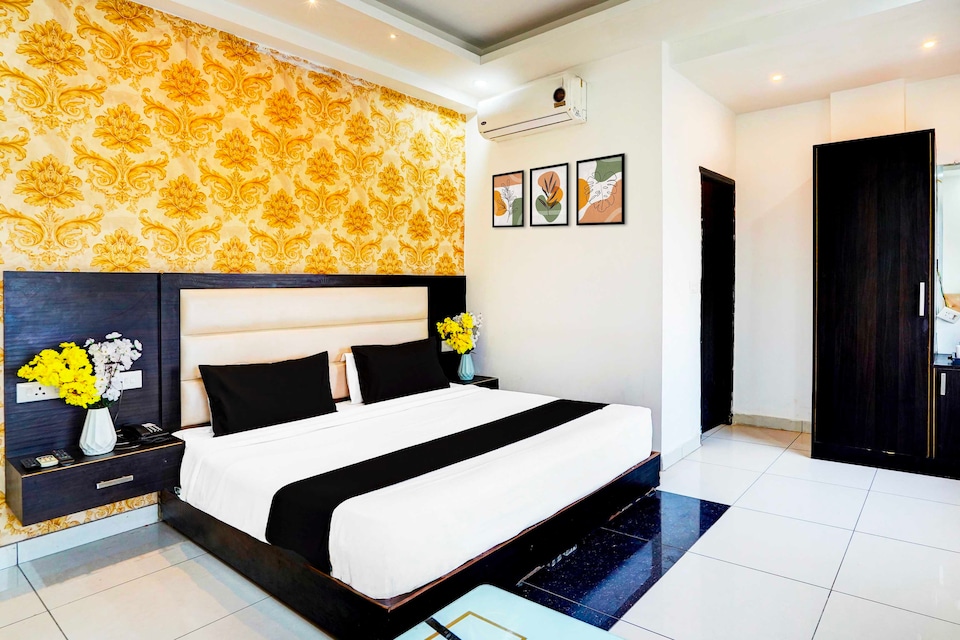 Hotel O Surya Enclave Aroma Regency, Meerut, Meerut