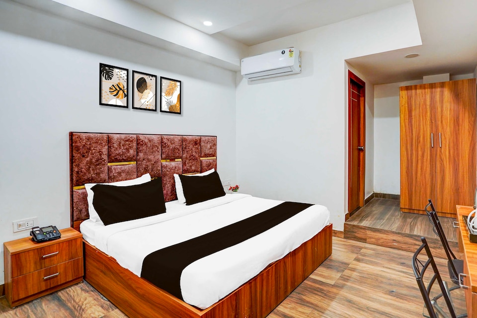 [Day Stay - 8 AM to 8 PM] Collection O Agra Lohamandi, Corporate Complex, Agra