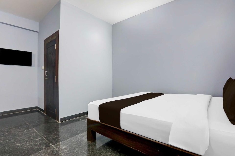 Hotel O Kengeri Bus Terminal Golden Keys, Kengeri - Rajarajeshwari Nagar Bangalore, Bangalore