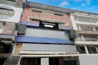 Super [Day Stay - 12 Hrs Slot : 8 AM to 8 PM] Hotel O India Bhutan Zero Point