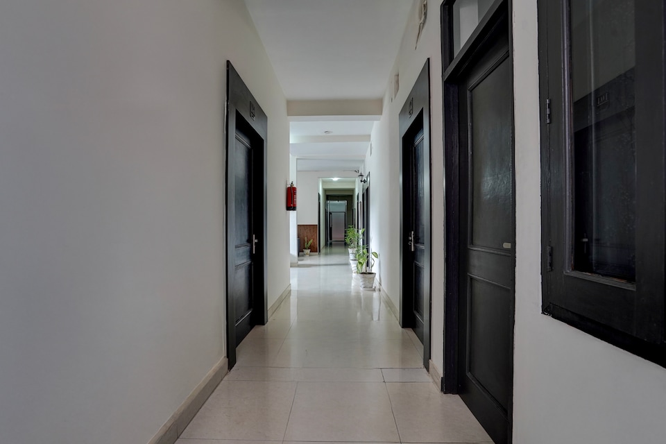 SPOT ON MEZBAANI, Jind, Jind