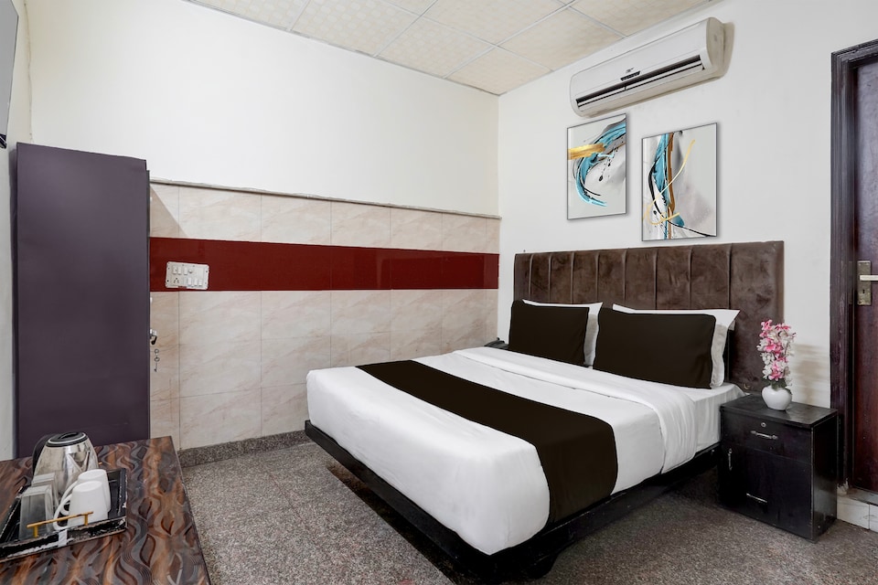 Collection O Johri Enclave Metro Station Second Home, Ghaziabad City, Ghaziabad