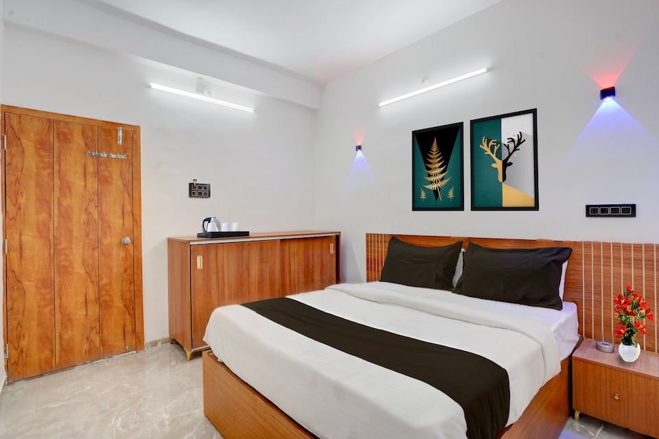 Collection O Kanifnath Trek Pune, Hadapsar Pune, Pune