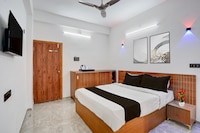 Collection O Kanifnath Trek Pune