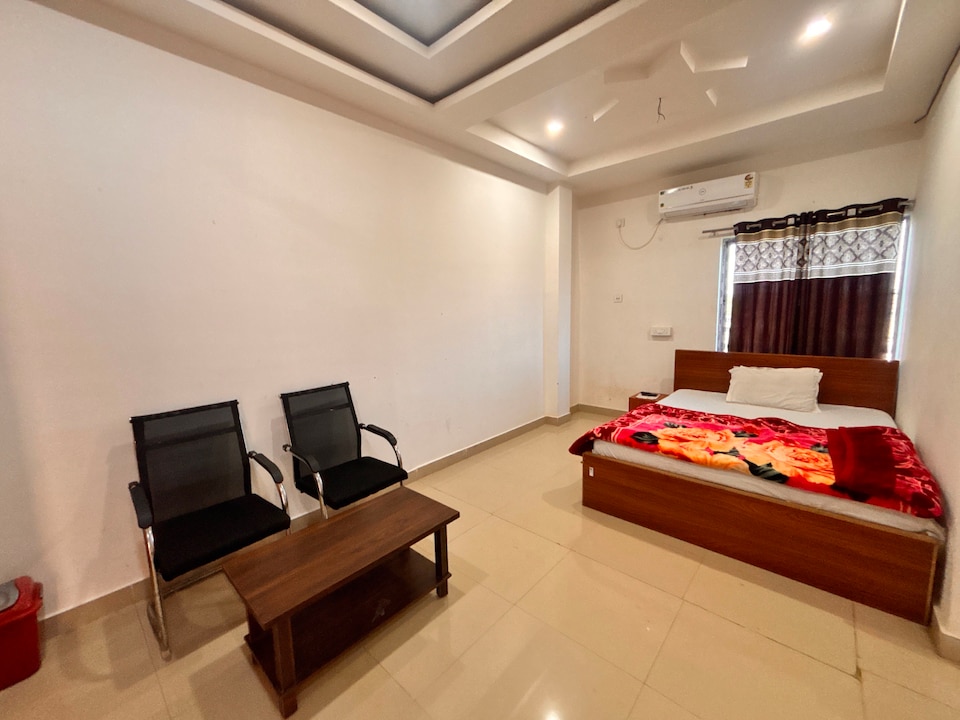 Collection O Panikhaiti Railway Station Formerly Brahmaputra View Guest House, Six Mile Guwahati, Guwahati