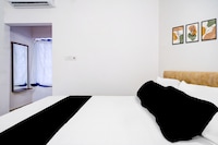 Collection O Panikhaiti Railway Station Formerly Brahmaputra View Guest House