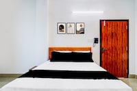 Collection O Panikhaiti Railway Station Formerly Brahmaputra View Guest House