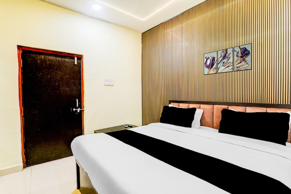 SPOT ON Hotel The Bilasa Retreat Mandir Chowk Bus Stop, Bilaspur, Bilaspur