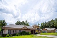 Capital O Parker Motel Clute Jackson Tx 332