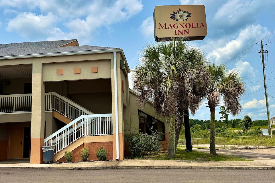 Magnolia Inn Townhouse Hattiesburg MS I-59, C39401, Hattiesburg