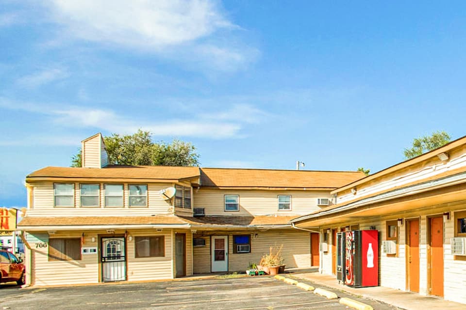 Hotel O Best Rest Inn Springfield US 36, C62650, Springfield IL