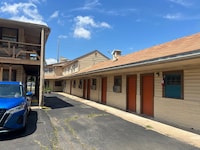 Hotel O Best Rest Inn Springfield US 36