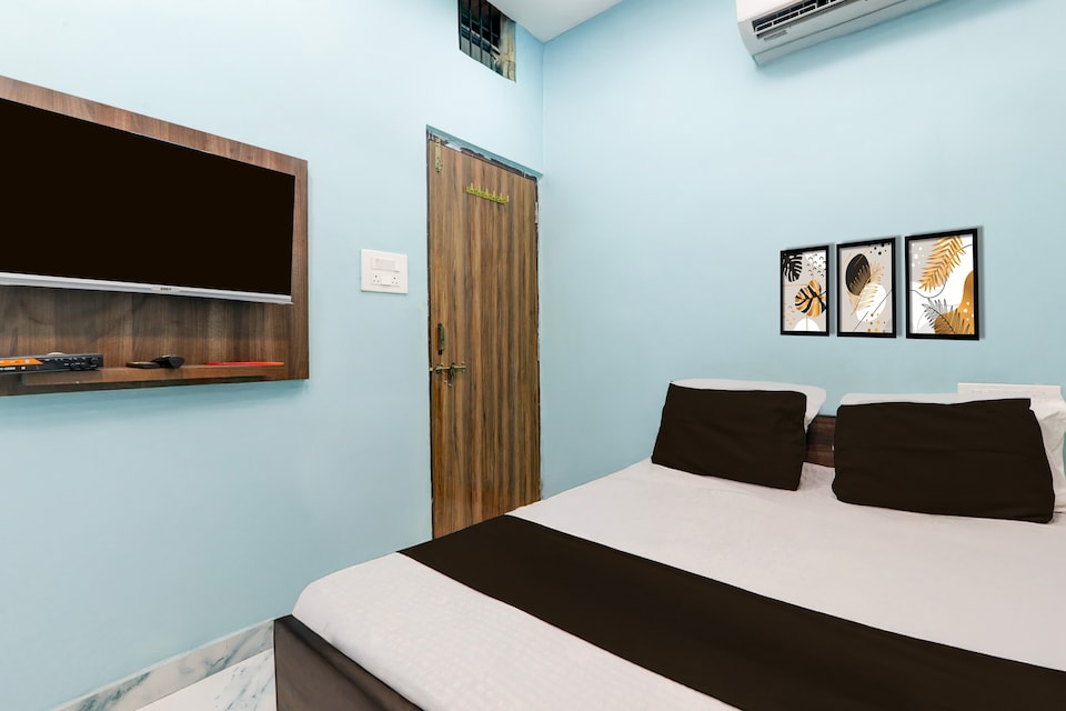 Hotel O Shree Krishna Hotel & Restaurant , Pandri Road, Raipur