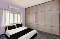 Hotel O SV GRAND APSRTC Depot