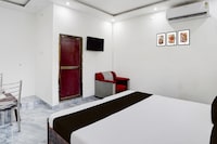 Hotel O Ujala Guest House Bīrāpatti Railroad Station