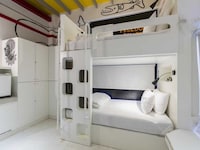 Townhouse Jasaen Stylish Boutique Hotel