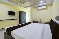 Collection O Rama Lakshmana Junction Srikakulam