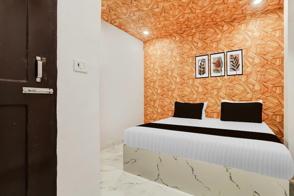 Hotel O The Signature Stay, North Delhi, Delhi