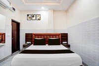 HoteL O J10 Ludhiana Railway Station