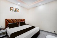 HoteL O J10 Ludhiana Railway Station