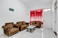 OYO 94701 Green House