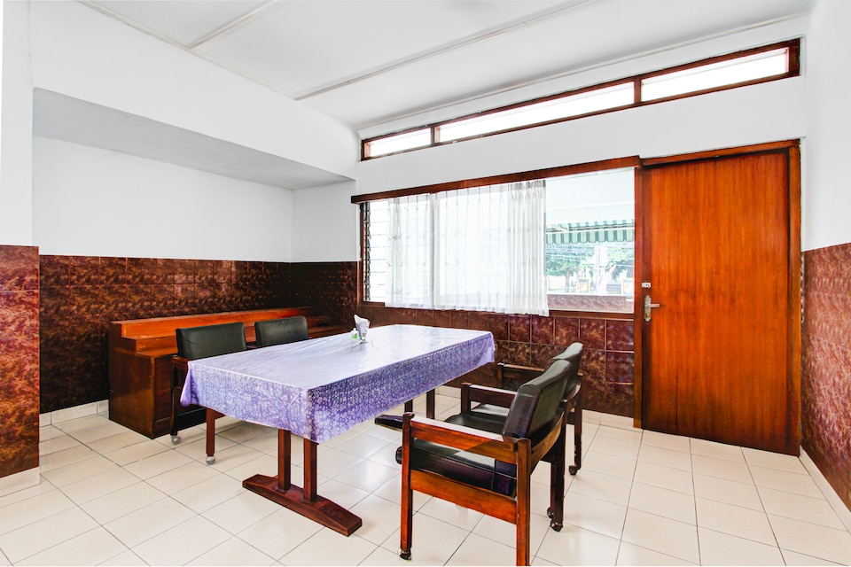 Hotel O Hotel Wisma Hasanah, Semarang Selatan, Semarang