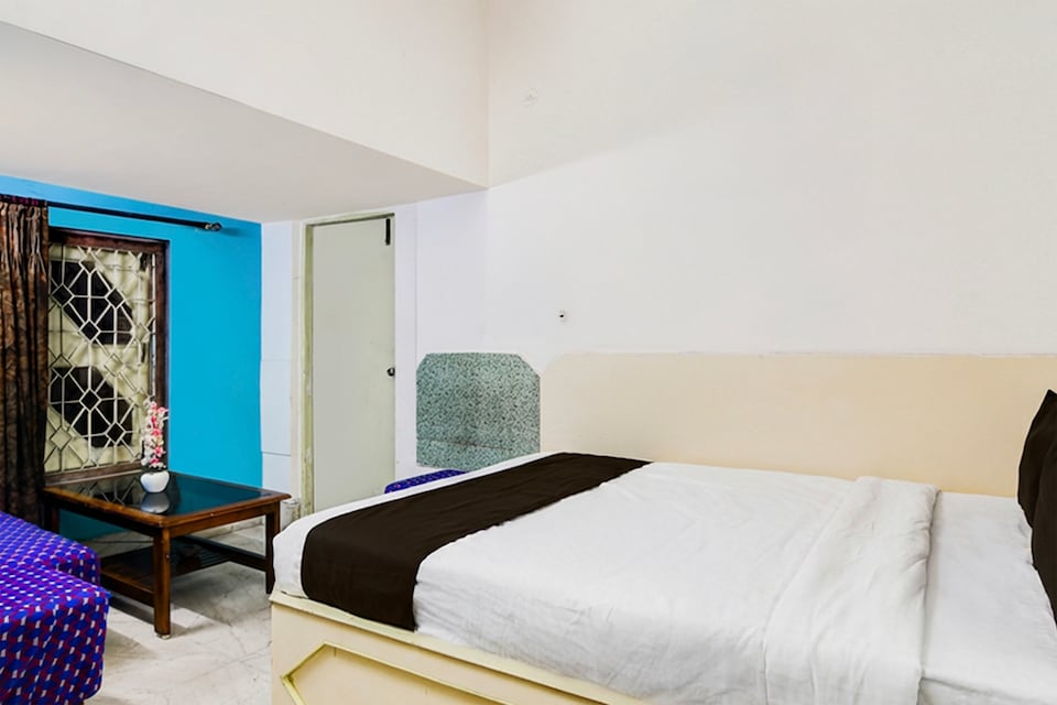 Hotel O Akash Namostay, Bishtupur Jamshedpur, Jamshedpur